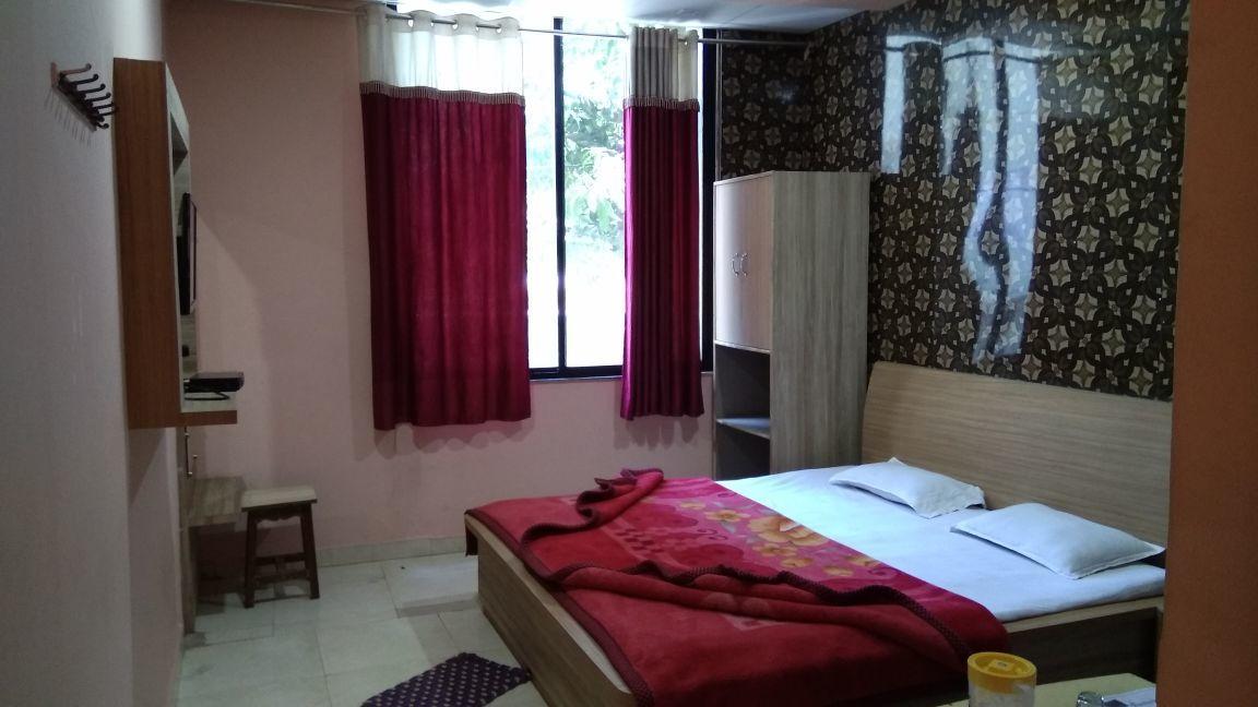 Hotel Parikalp Pachmarhī Eksteriør billede